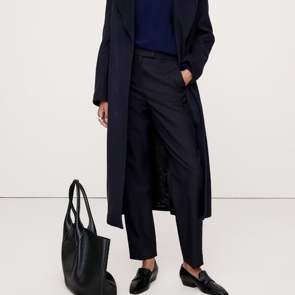 Banana Republic Pants - Banana Republic High-Rise Tapered Italian Wool Ankle Pant size 6 Navy